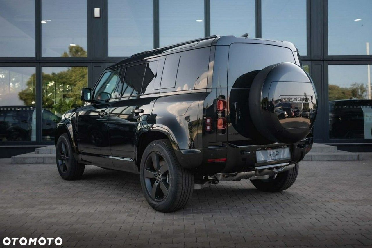 Land Rover Defender - 6
