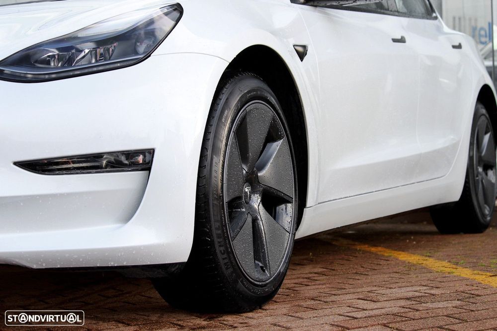 Tesla Model 3 Long Range Tração Traseira - 9