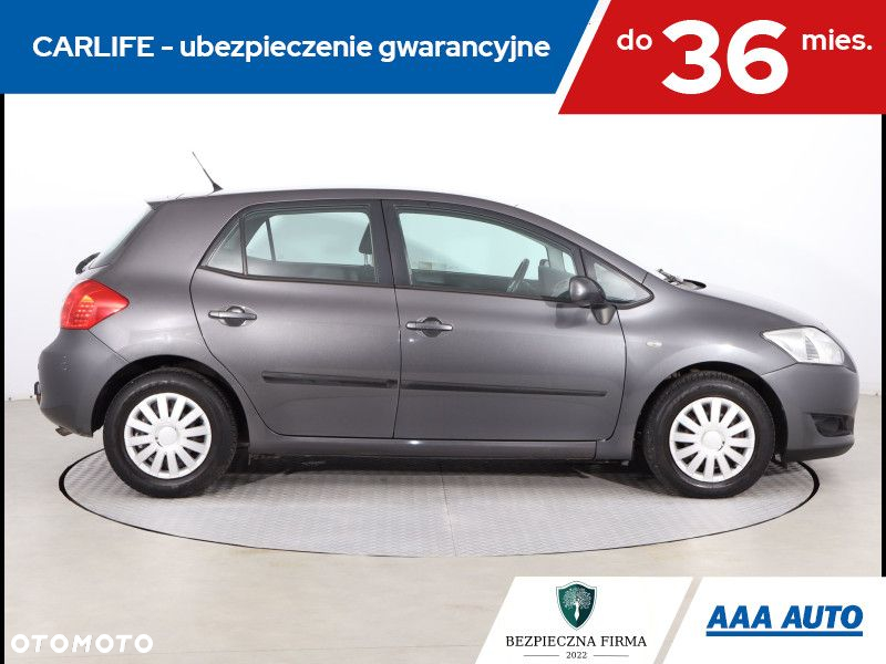 Toyota Auris - 7
