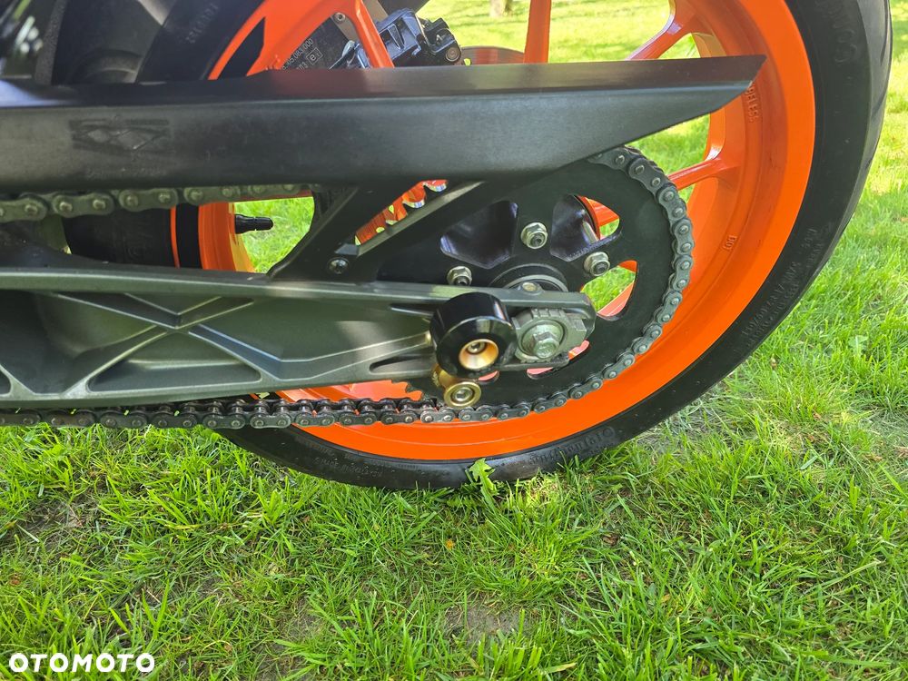 KTM Duke 390 - 15