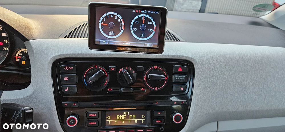 Volkswagen up! BlueMotion Technology move - 17