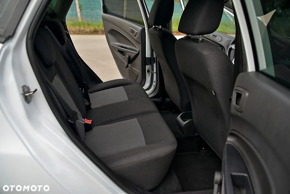 Ford Fiesta 1.25 Titanium EU5 - 30