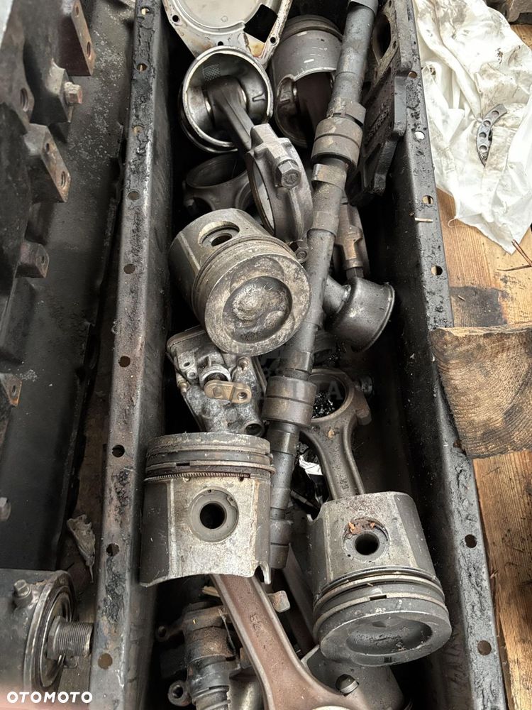 Massey Ferguson 7256 Silnik MT42595 CNT10283 Blok Tłok Wał CZĘŚCI - 4