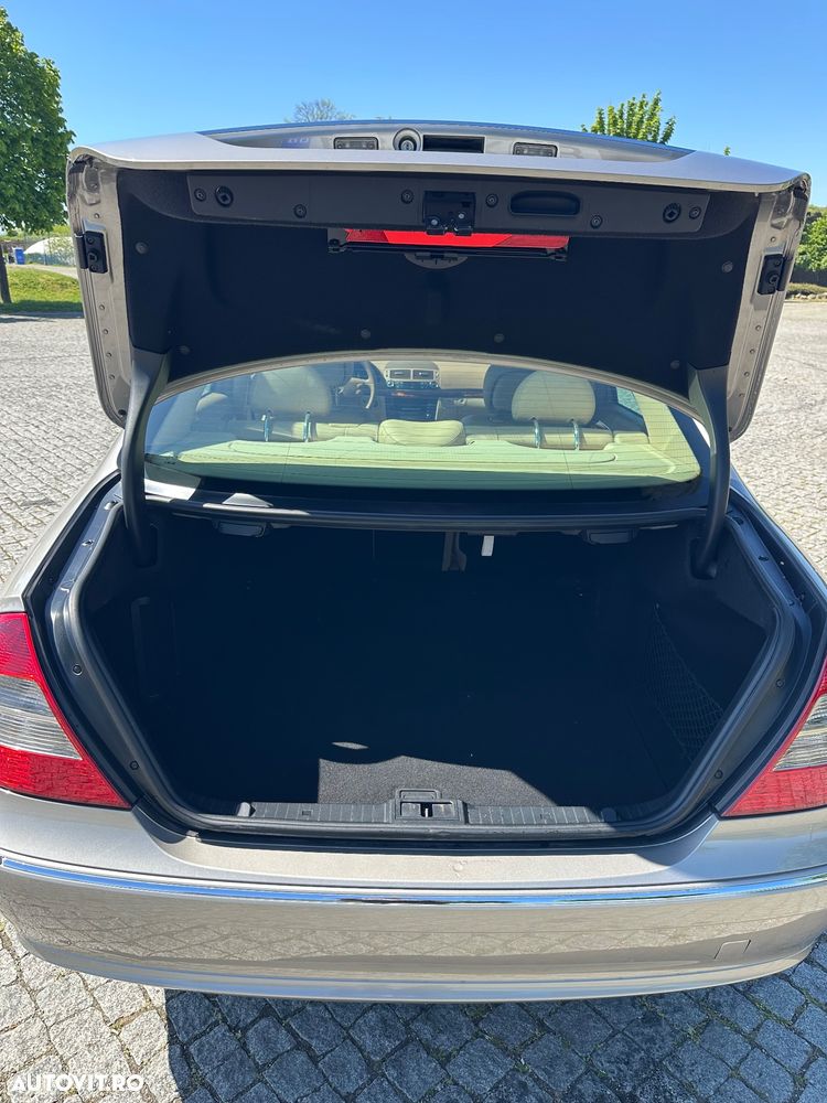 Mercedes-Benz E 220 CDI Automatik Elegance DPF - 38