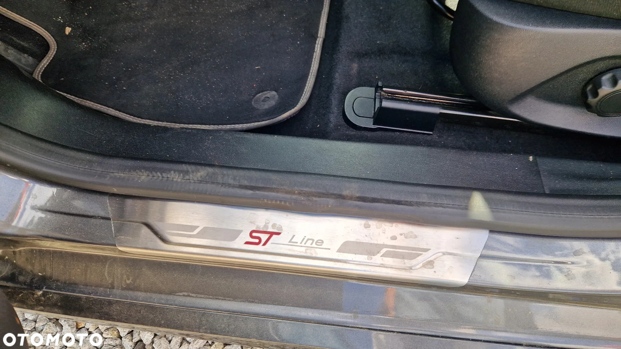 Ford Fiesta 1.0 EcoBoost S&S ST-LINE - 13