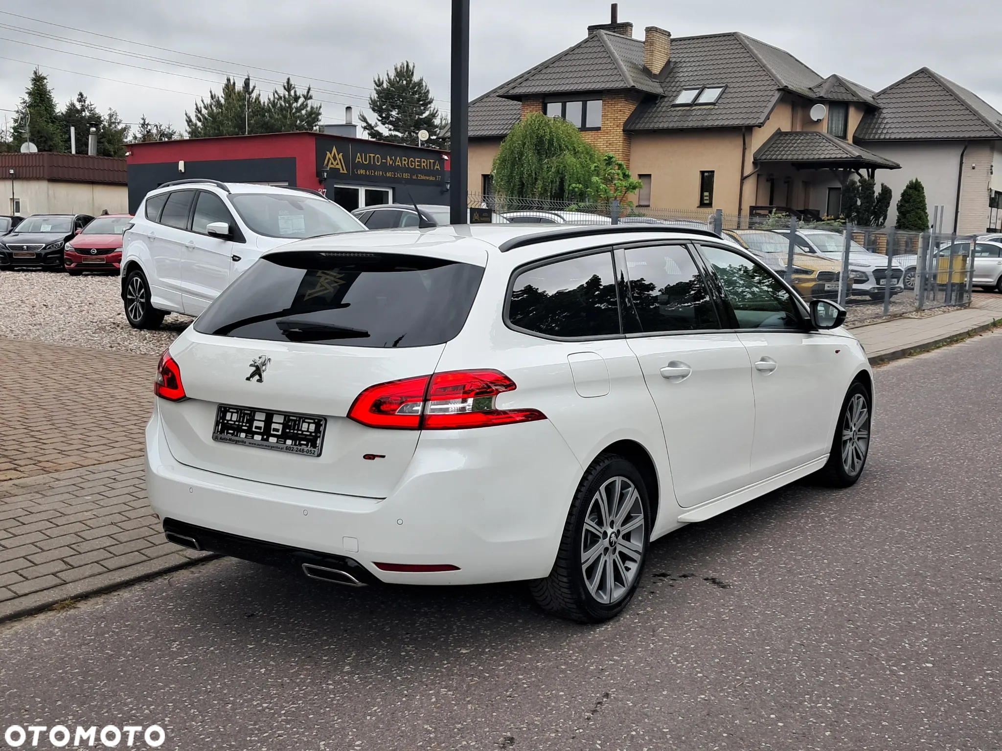 Peugeot 308 SW BlueHDi 130 EAT8 Stop & Start GT - 4