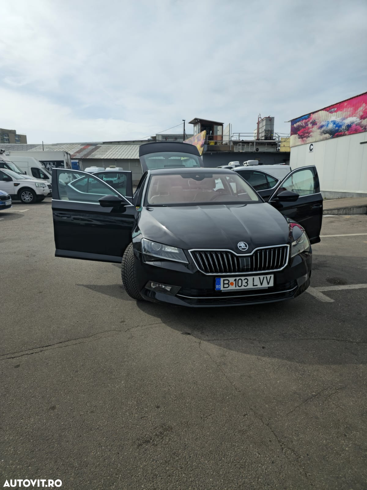Skoda Superb 2.0 TDI 4X4 DSG Style - 8