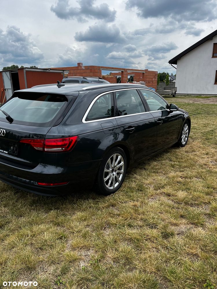Audi A4 Avant 2.0 TDI S tronic - 5
