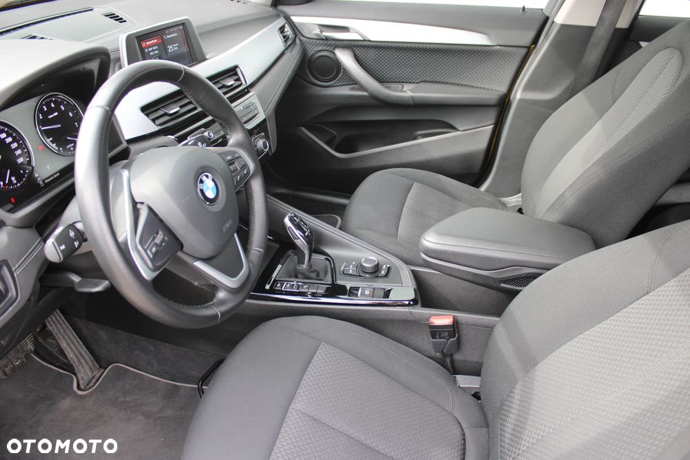BMW X2 sDrive18i - 19