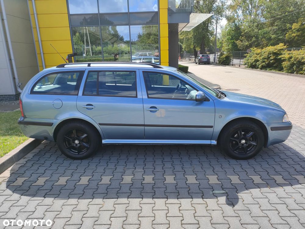 Skoda Octavia 1.6 Tour Classic - 8