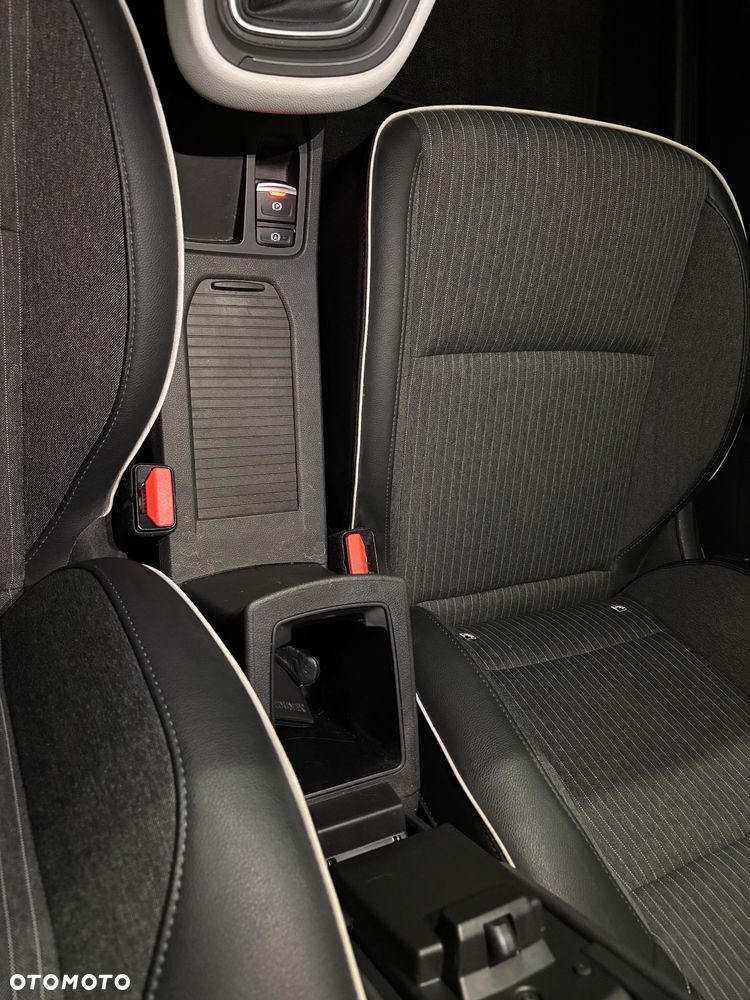 Renault Clio 1.0 TCe Techno - 7
