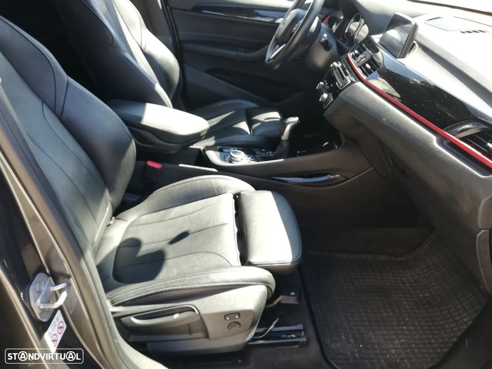 BMW X1 18 d sDrive Line Sport - 9