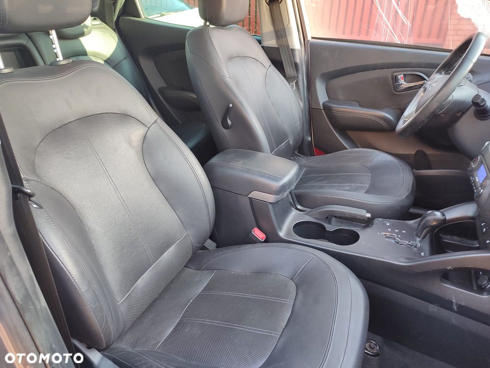 Hyundai ix35 2.0 CRDi 4WD Automatik Premium - 29