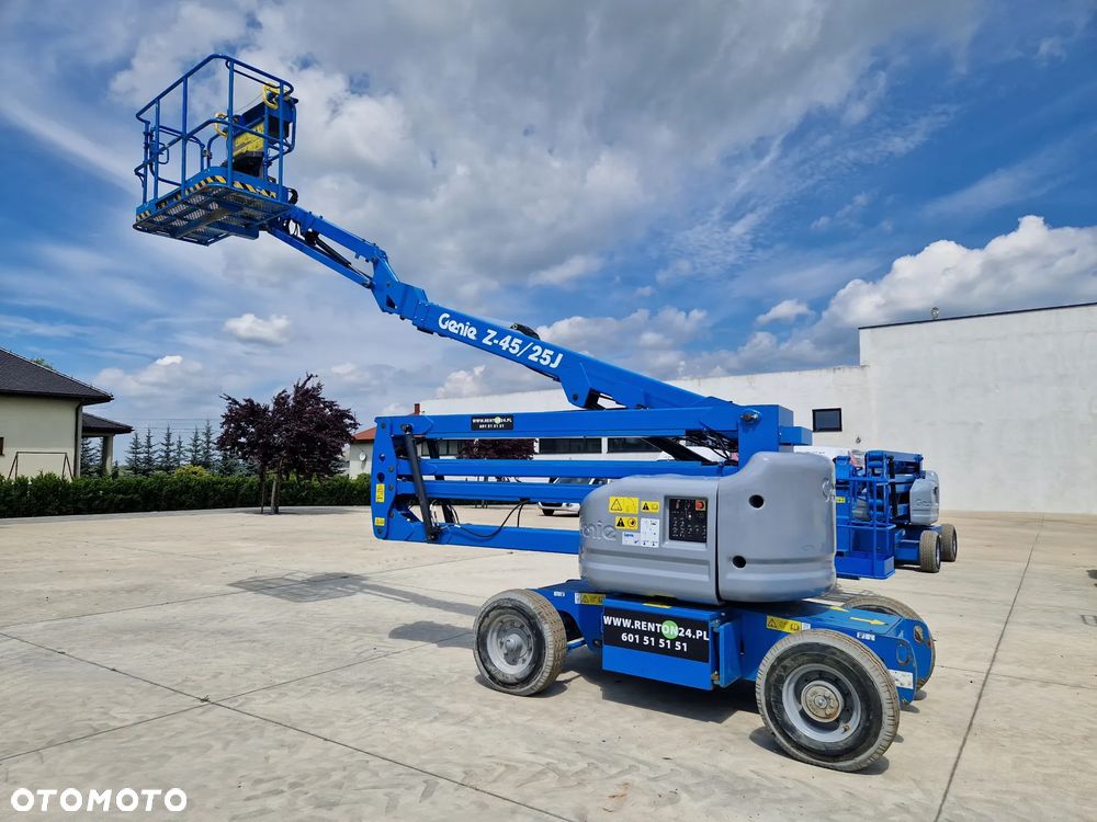 Genie Z45/25J   RZ142 - 9