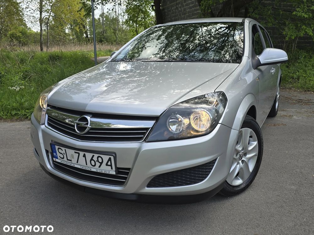 Opel Astra 1.6 Enjoy - 1