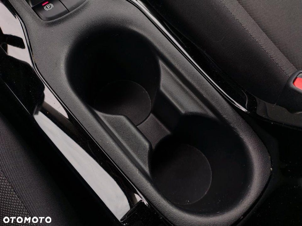 Toyota Corolla - 30