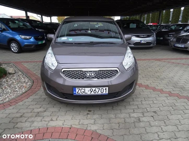 Kia Venga 2011 photo 2