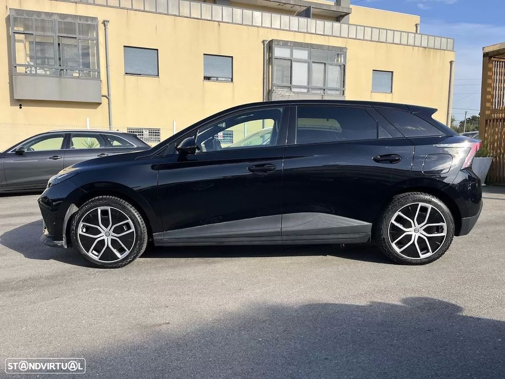 MG MG4 64 kWh Luxury - 8