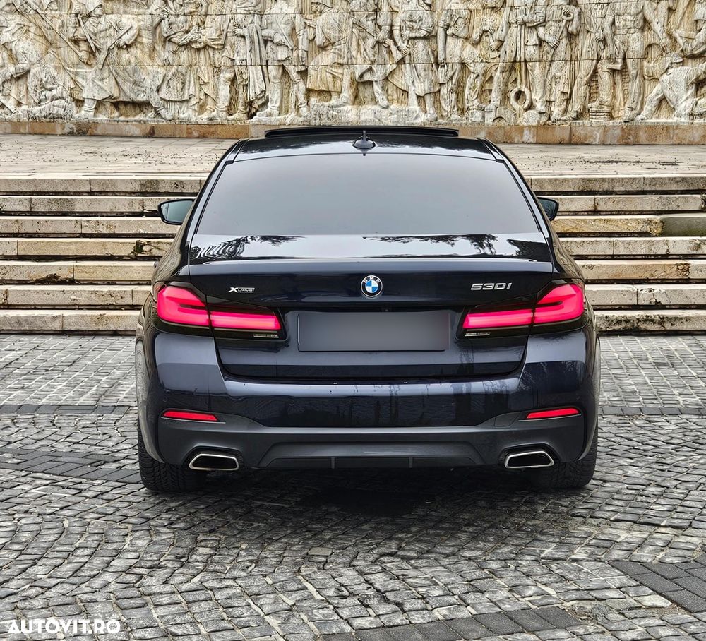 BMW Seria 5 530i xDrive AT MHEV - 5