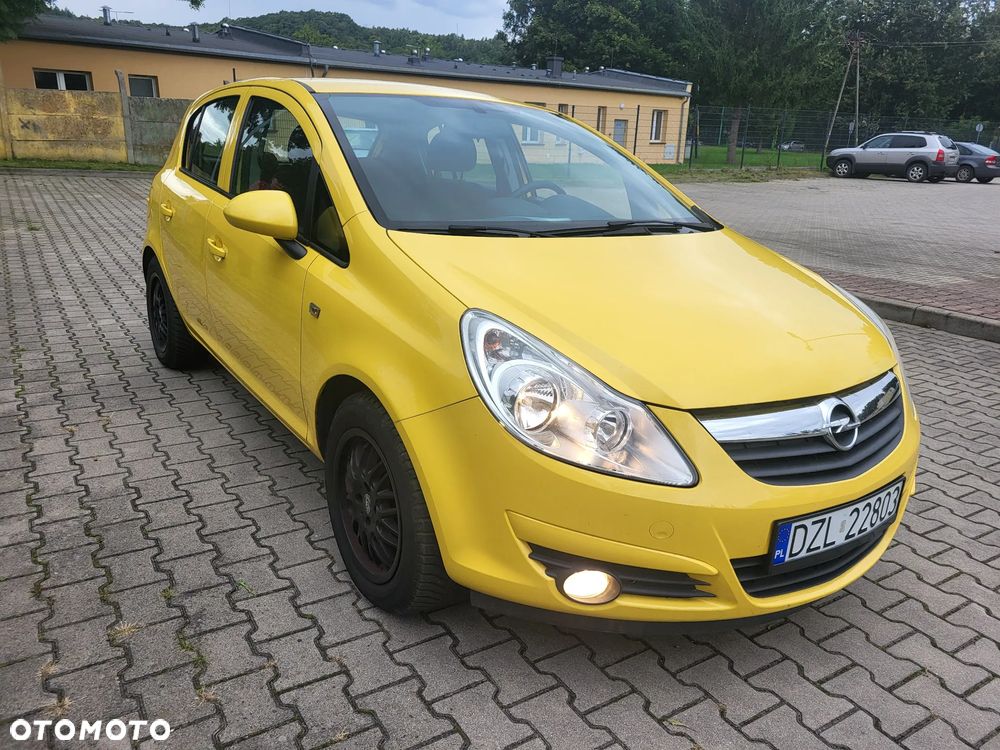 Opel Corsa 1.4 Cosmo - 1