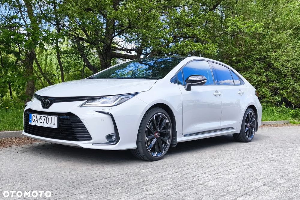 Toyota Corolla - 2