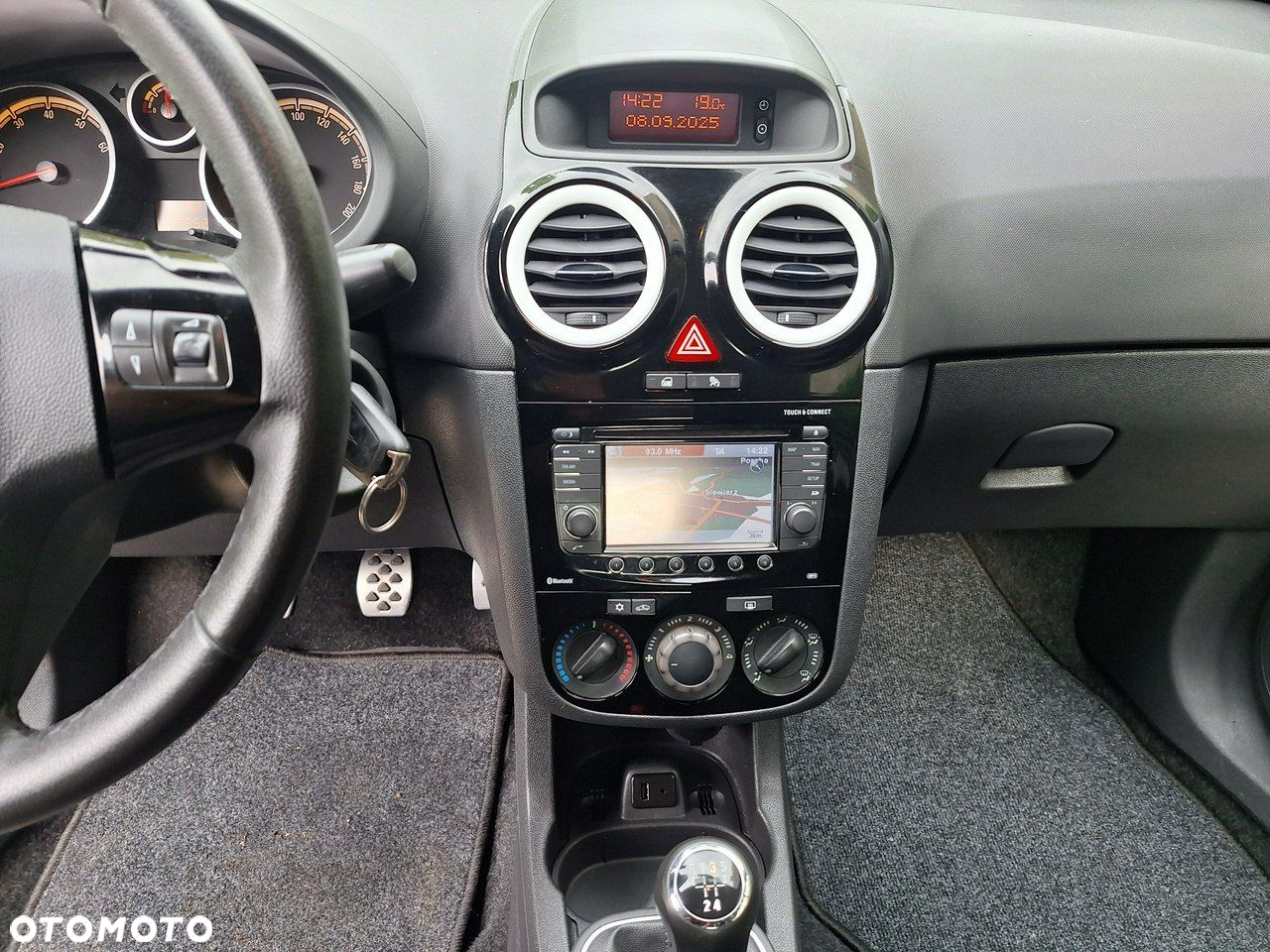 Opel Corsa - 11