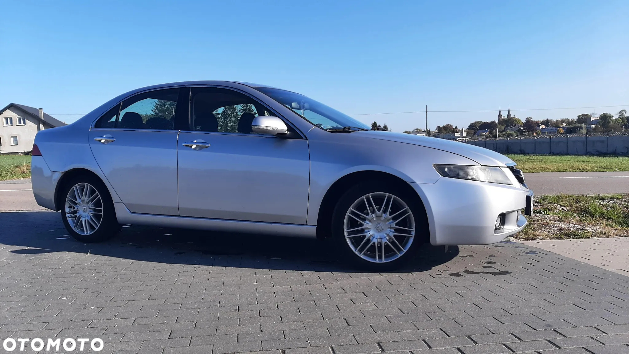 Honda Accord 2.0 Comfort - 11