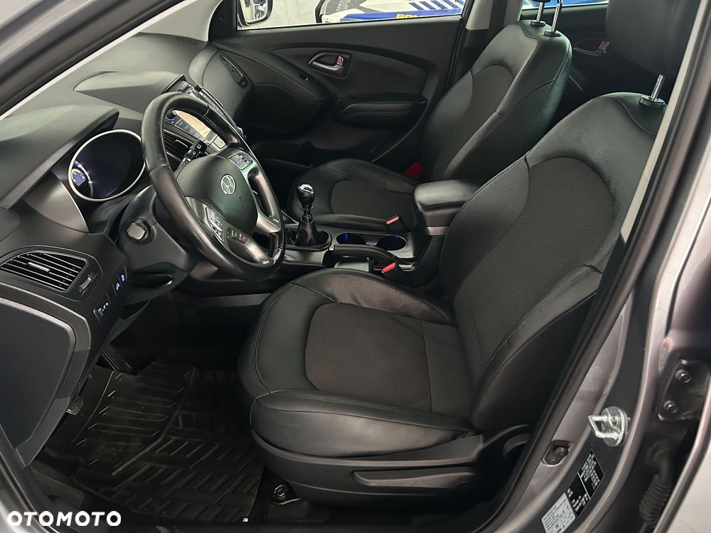 Hyundai ix35 1.7 CRDi 2WD blue Finale - 16