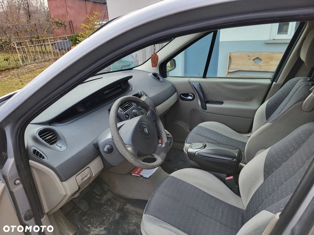 Renault Scenic 1.6 Pack Authentique - 6