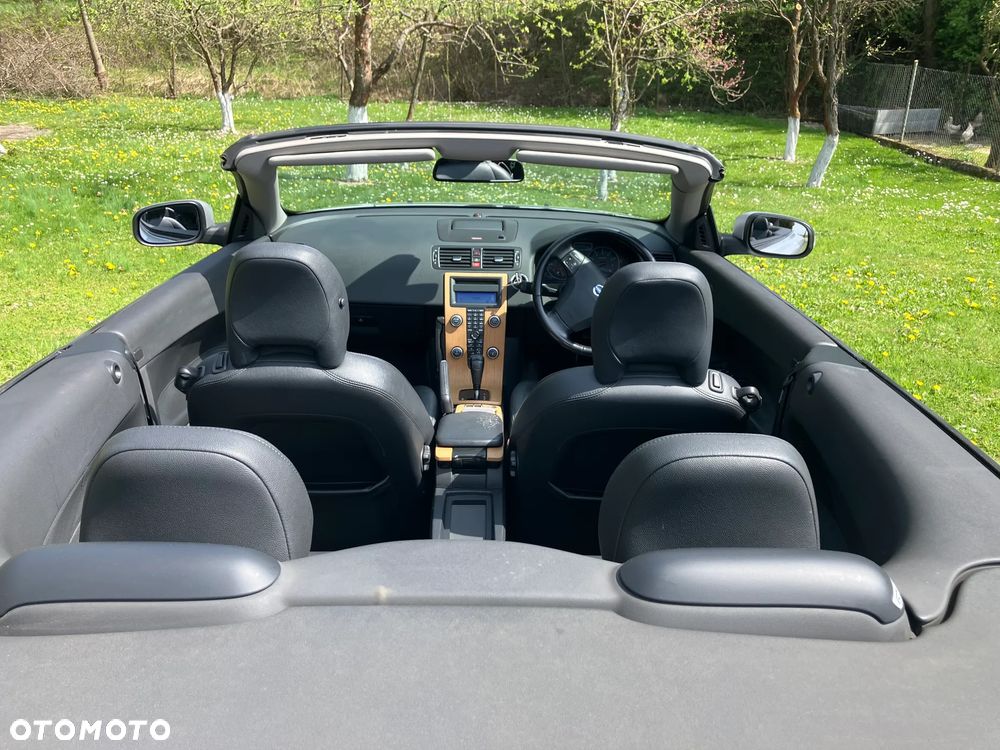Volvo C70 T5 Summum - 11