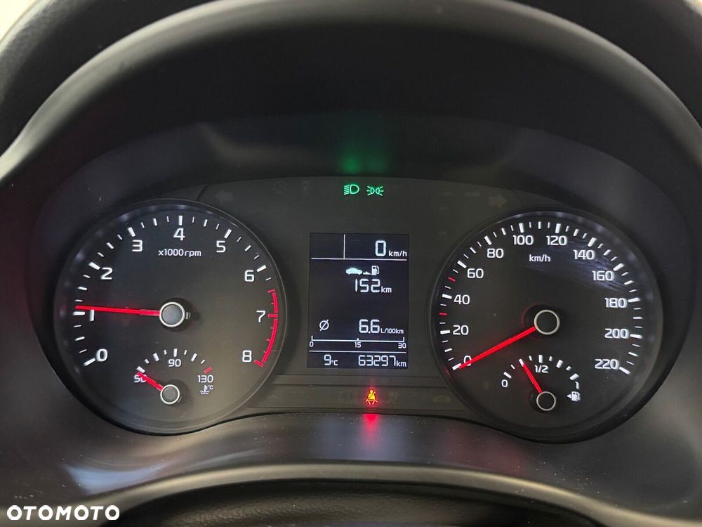 Kia Rio - 16