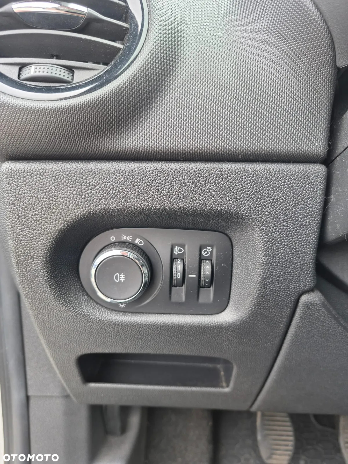 Opel Corsa - 24