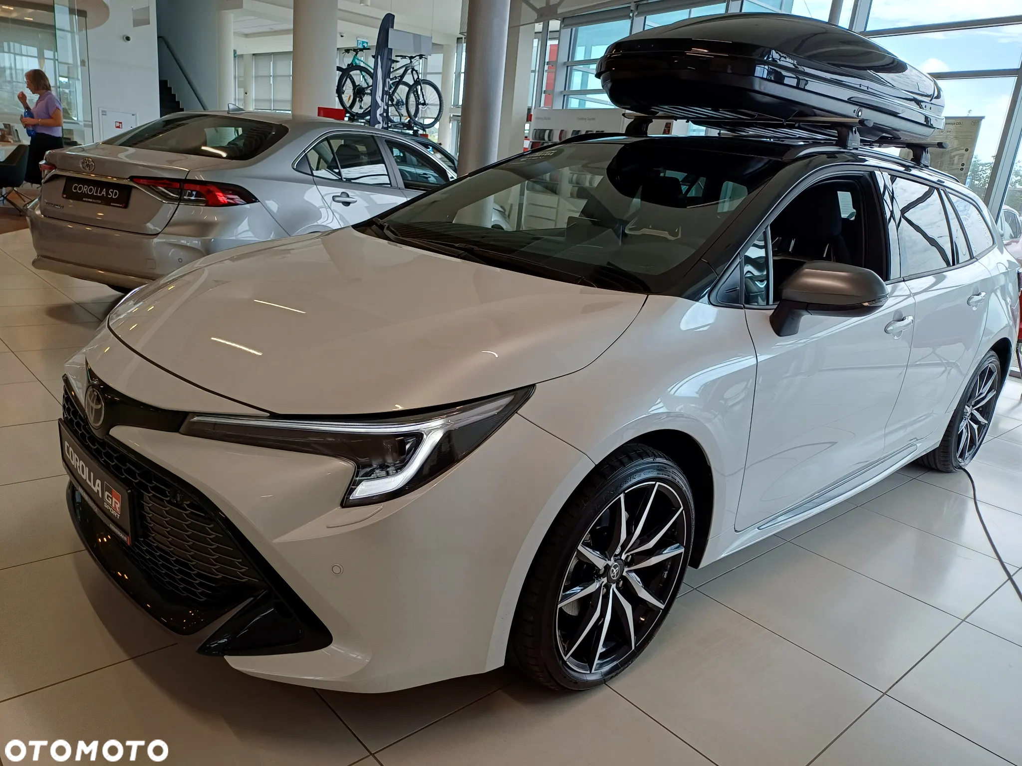 Toyota Corolla 2.0 Hybrid GR Sport - 3