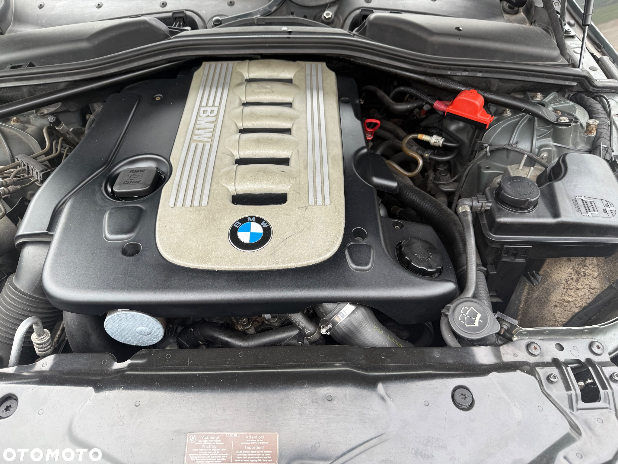 BMW Seria 5 525d - 11