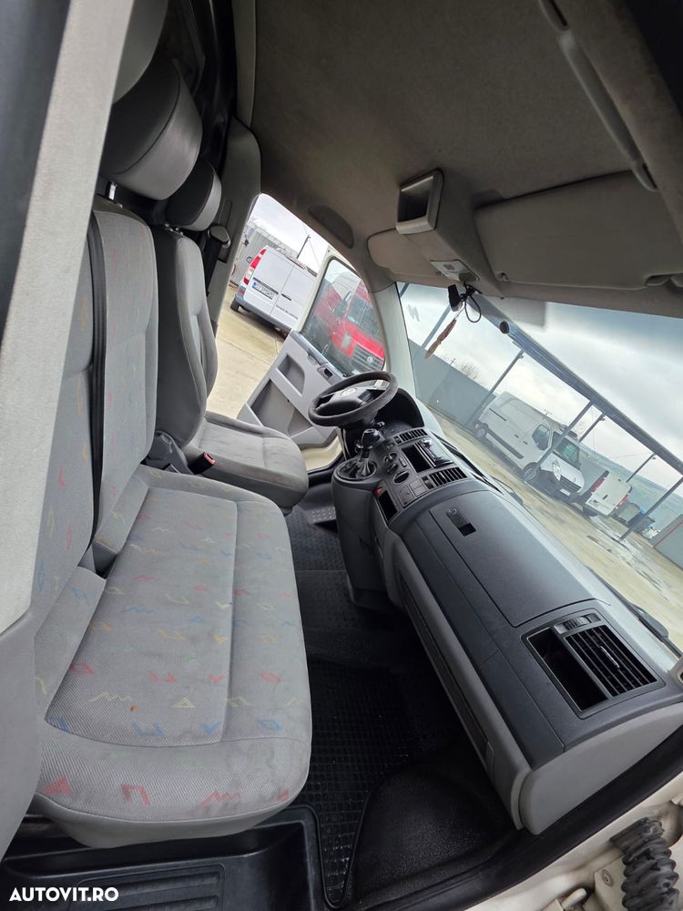 Volkswagen Transporter - 5