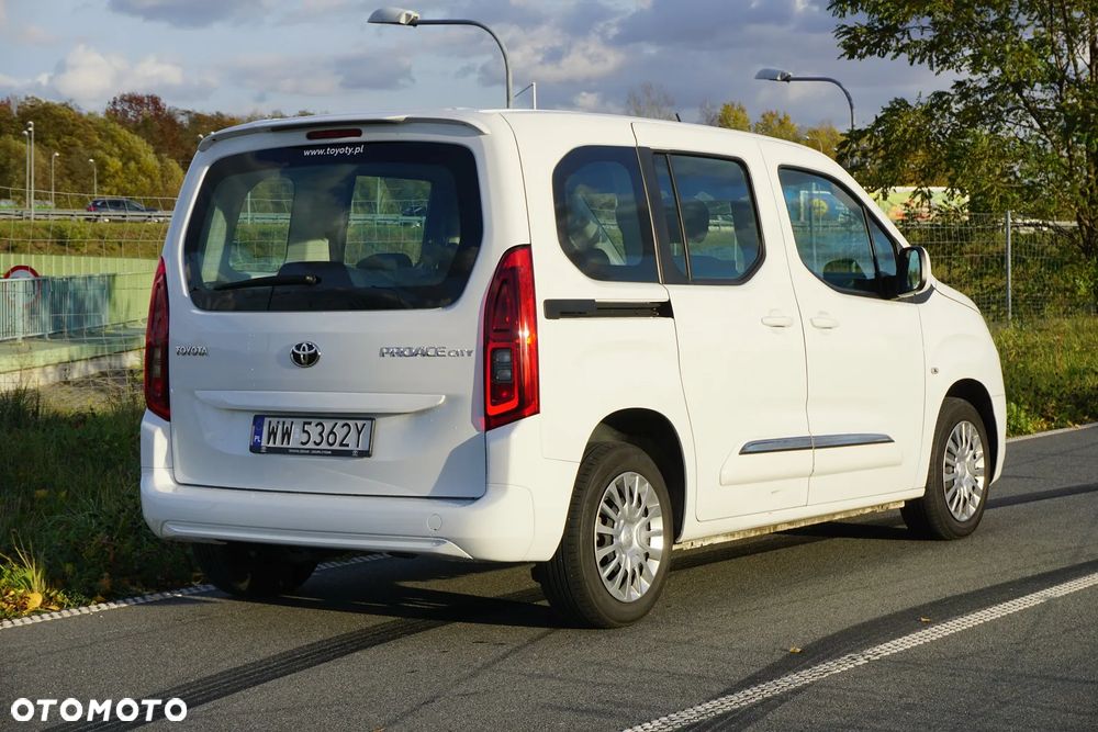 Toyota Proace City Verso 1.5 D-4D Business - 5