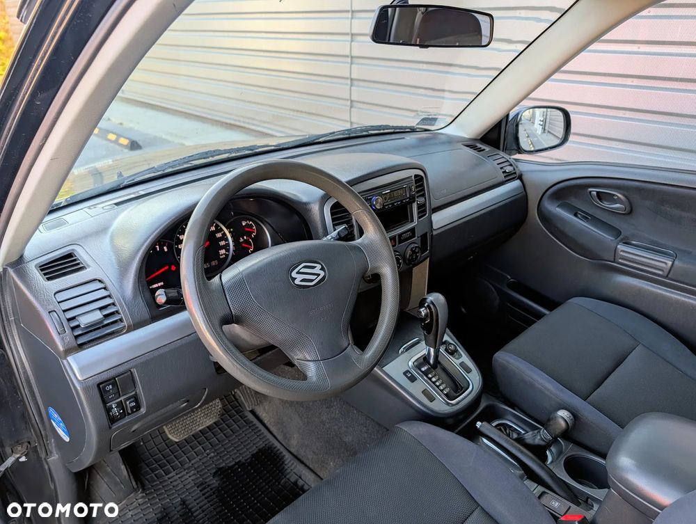 Suzuki Grand Vitara - 13