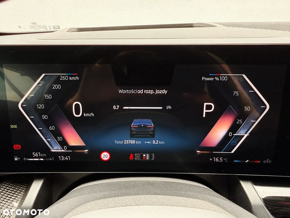 BMW Seria 5 520i - 35