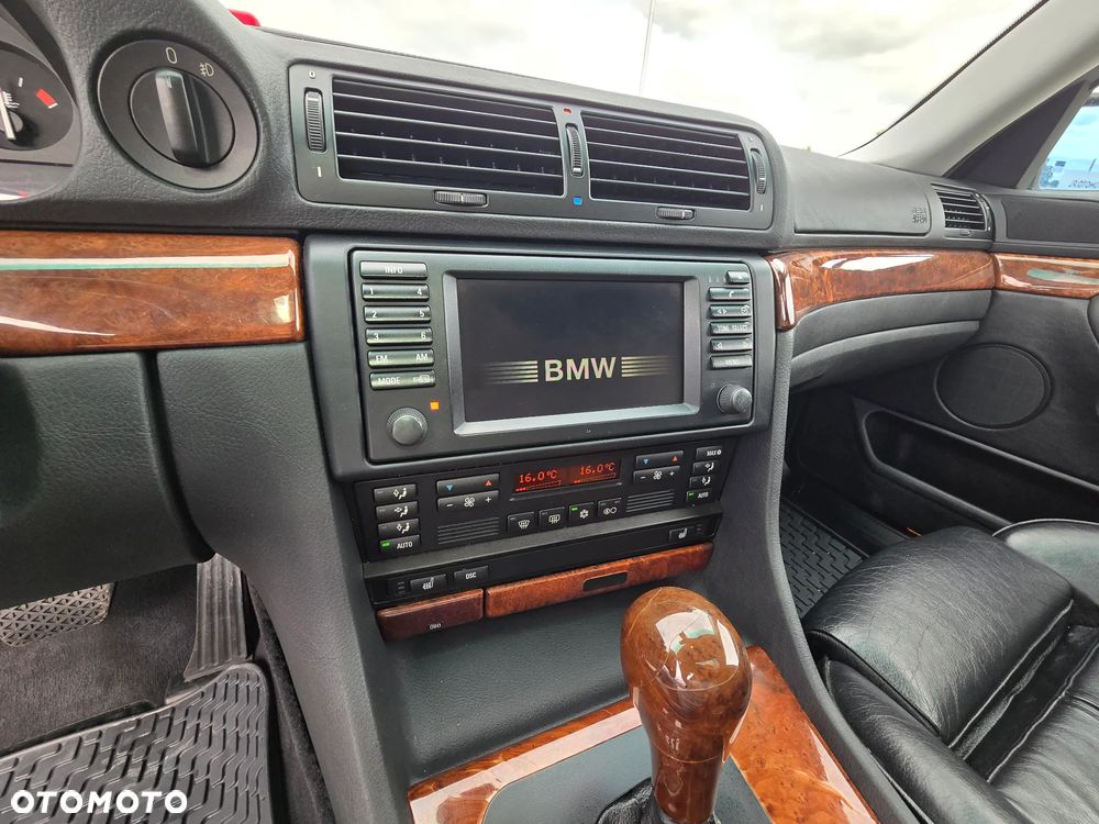 BMW Seria 7 - 20