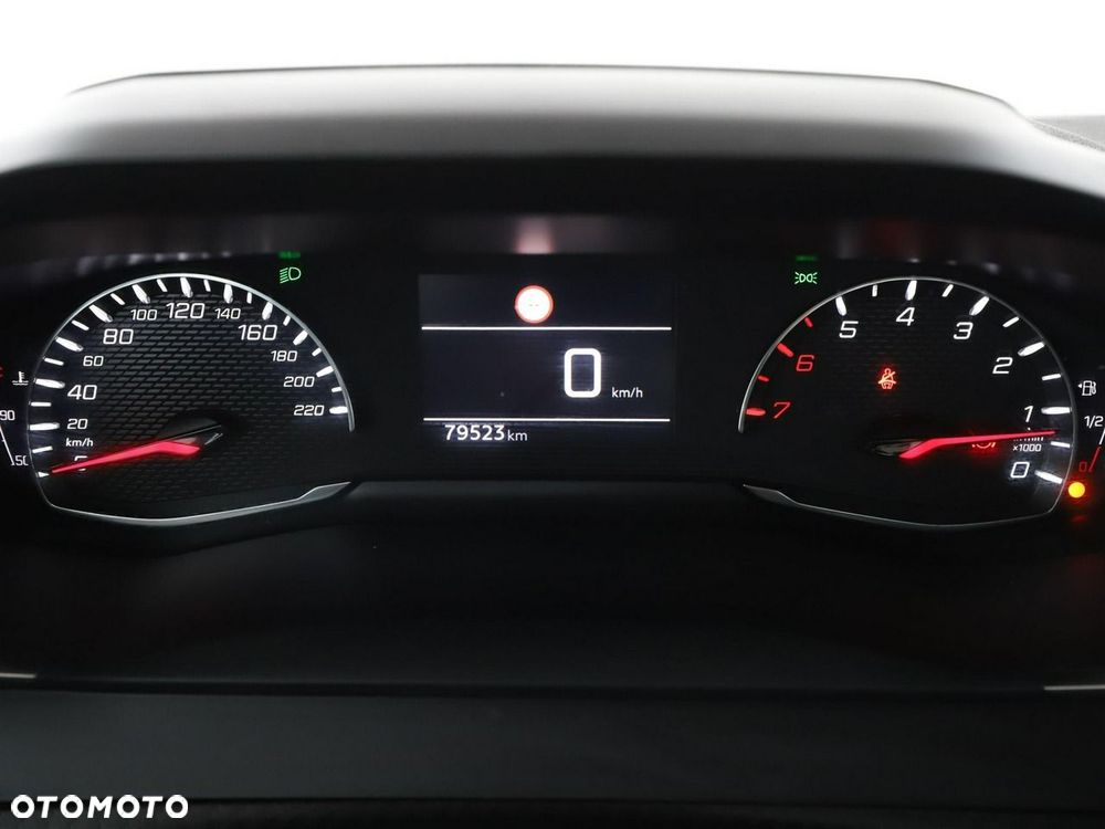 Peugeot 2008 PureTech 100 Active - 23