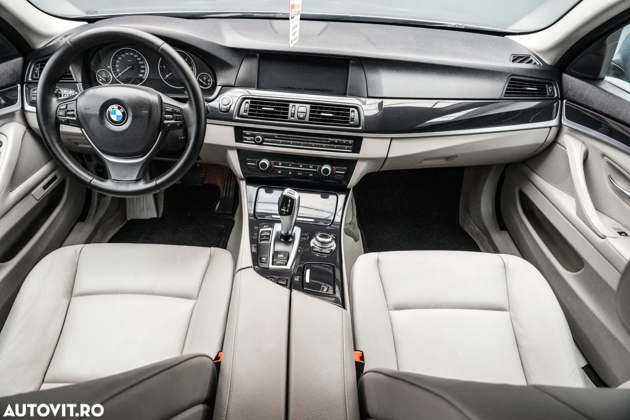BMW Seria 5 525d xDrive - 7