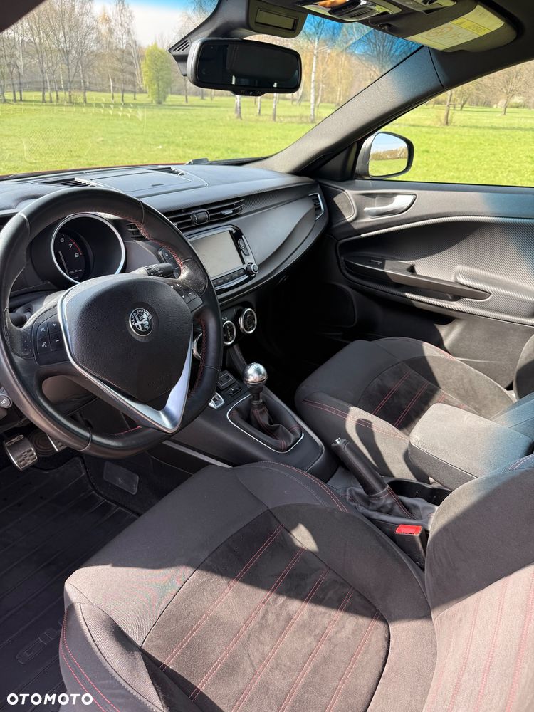 Alfa Romeo Giulietta 1.4 TB Sprint - 8