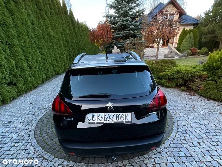 Peugeot 2008 - 10