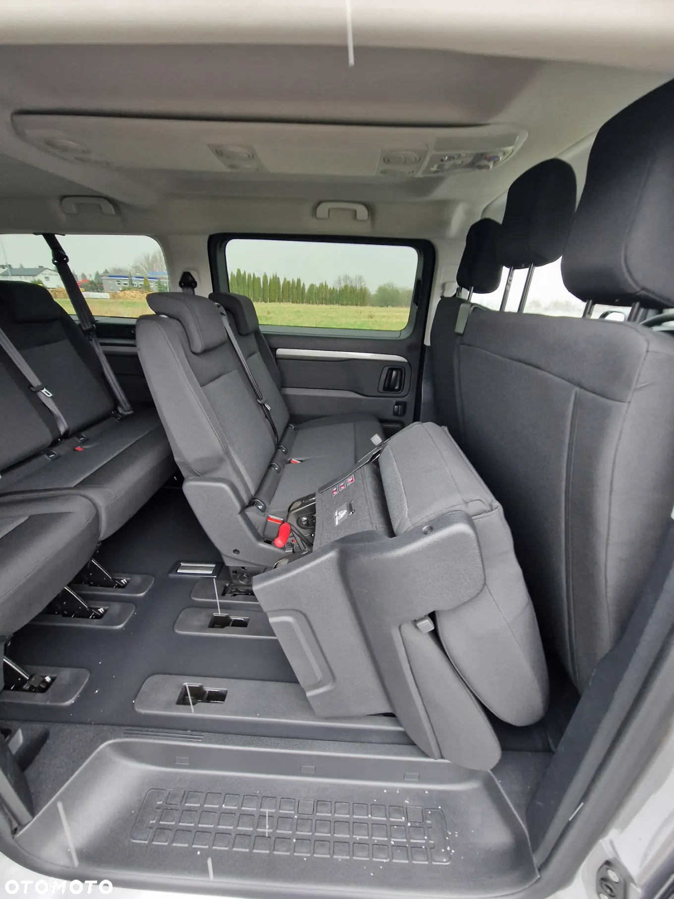 Opel Vivaro - 17