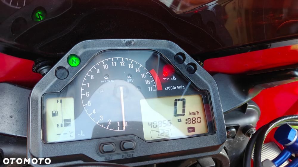 Honda CBR - 16