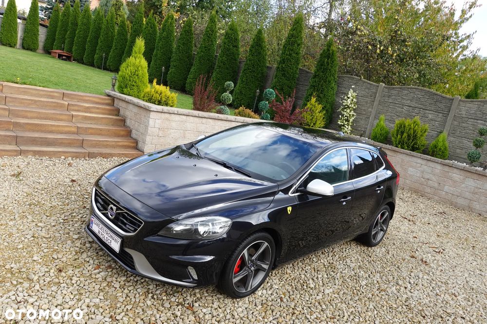 Volvo V40 D2 R Design - 2