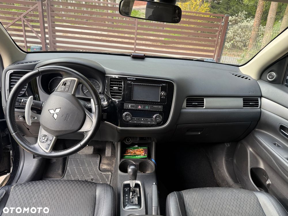 Mitsubishi Outlander 2.0 Intense 4WD CVT - 13