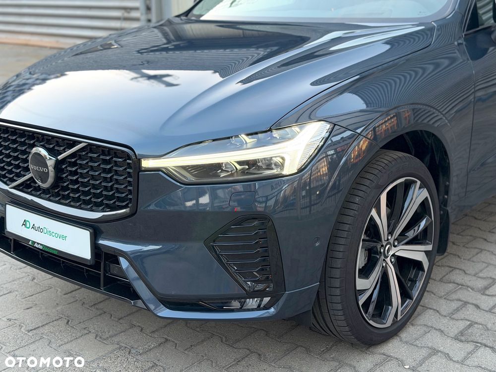 Volvo XC 60 B5 B AWD Ultimate Dark - 9