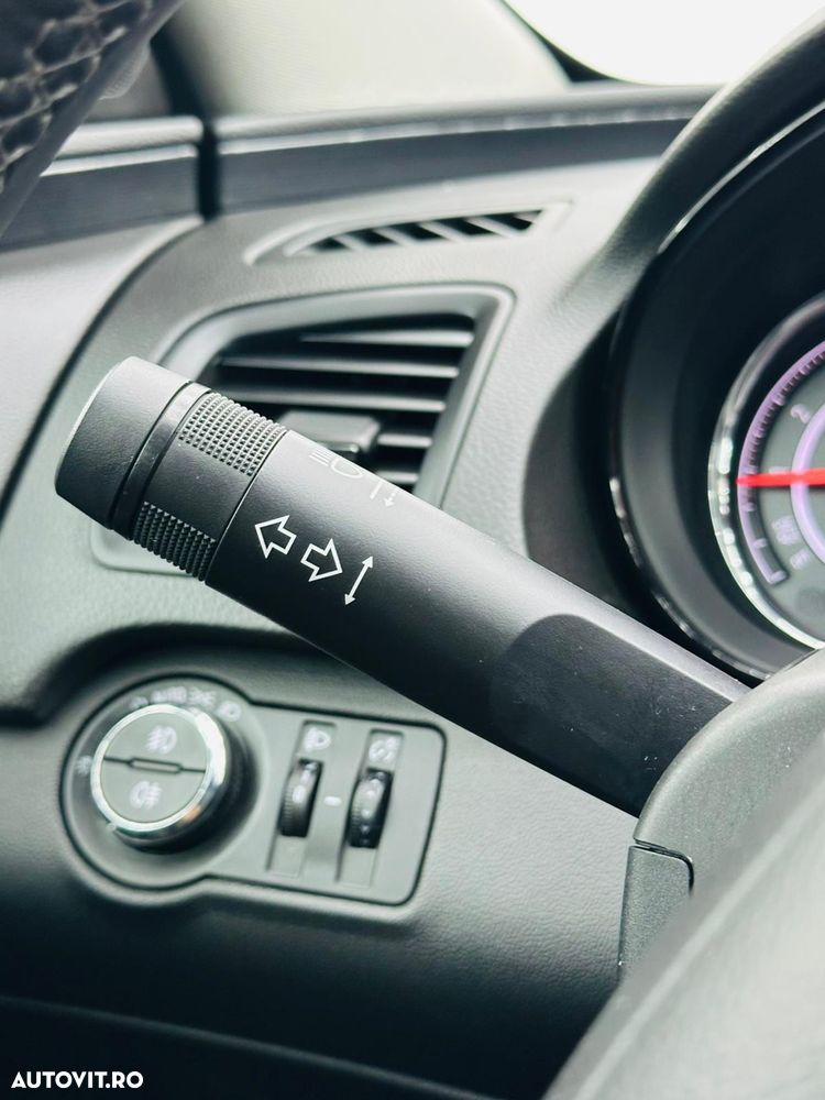 Opel Insignia 1.6 CDTI ECOTEC Start/Stop Cosmo - 24