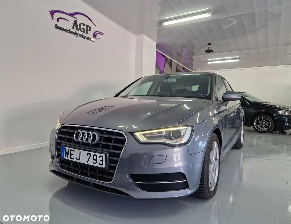 Audi A3 Sportback - 1